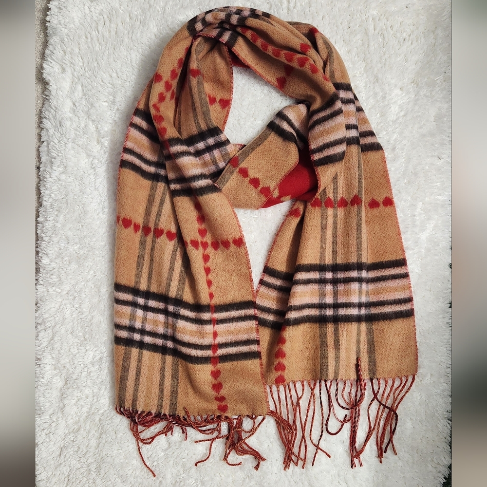 Etereo Plaid With Heart Scarf